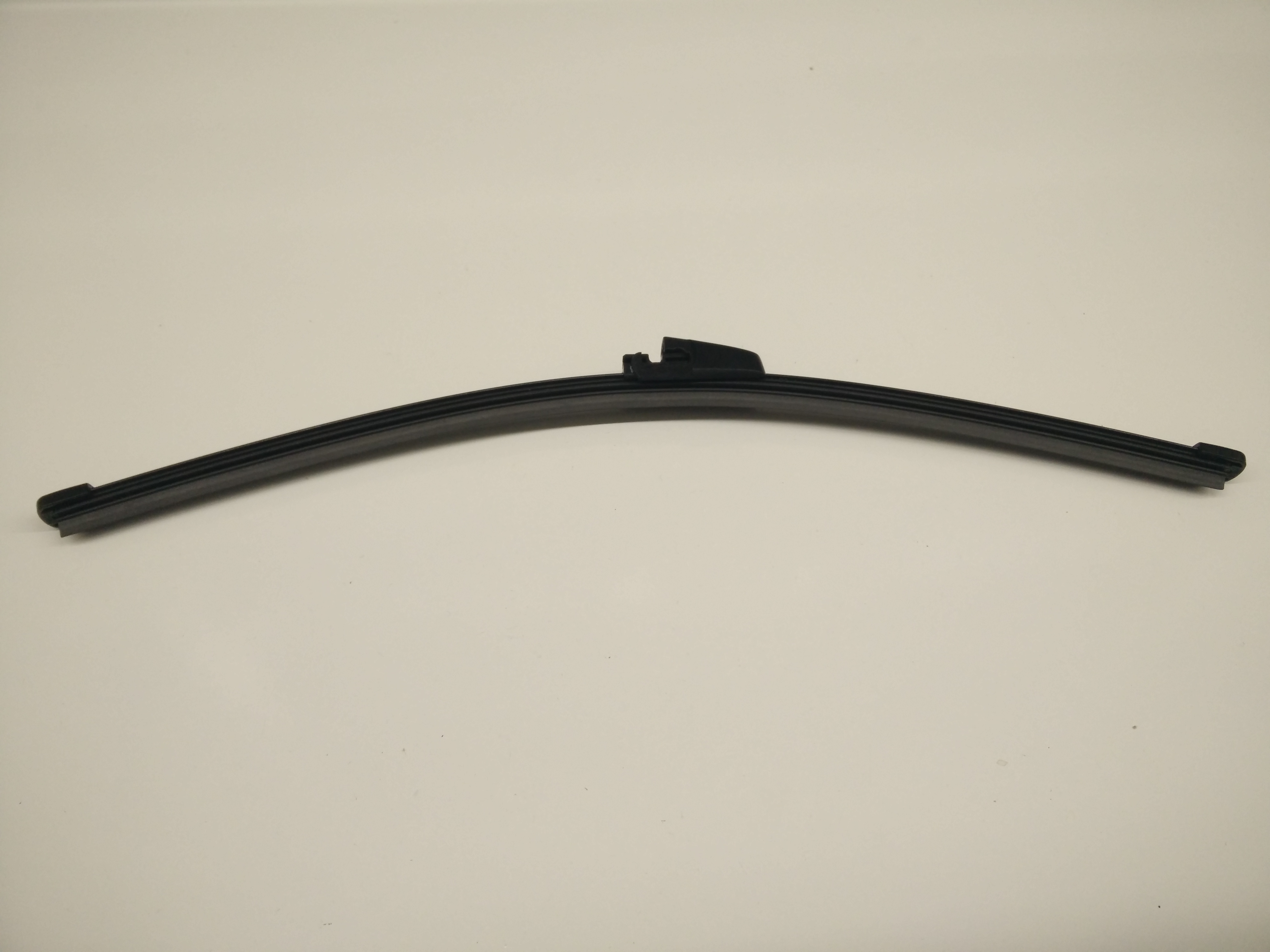 2016 Volkswagen Tiguan Back Glass Wiper Blade. REAR BLADE. WIPERBLADE ...